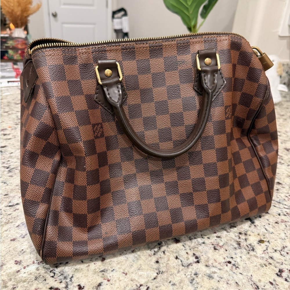 Louis Vuitton Speedy 30